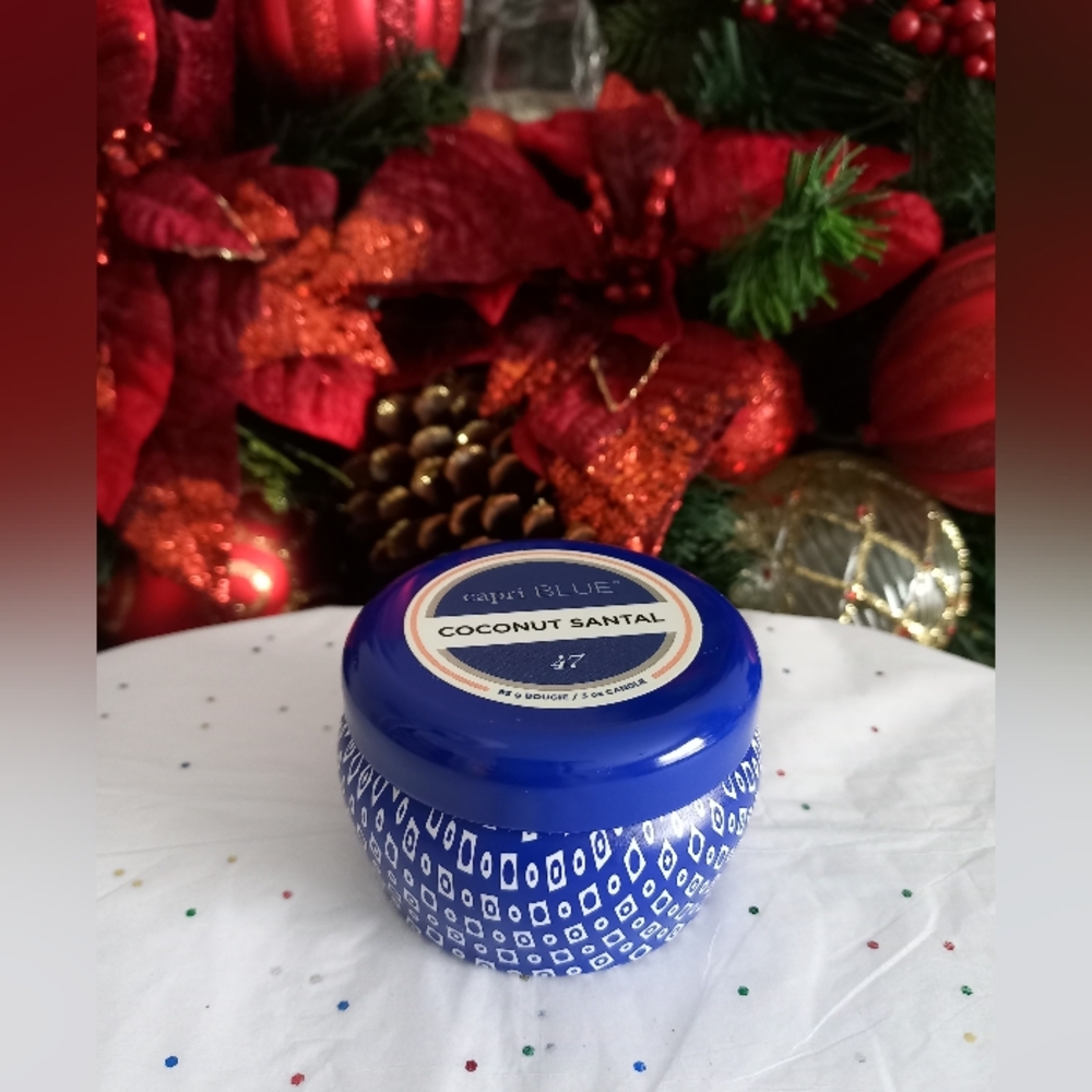 New ✨️💕 Coconut Santal Blue Mini Tin -  3 oz